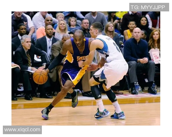 阿里纳斯评选无冠先发五人组:艾弗森、哈登、麦迪、尤因领衔,传奇无冠阵容引发热议 阿里纳斯评选无冠先发五人组:艾弗森、哈登、麦迪、尤因领衔,传奇无冠阵容引发热议